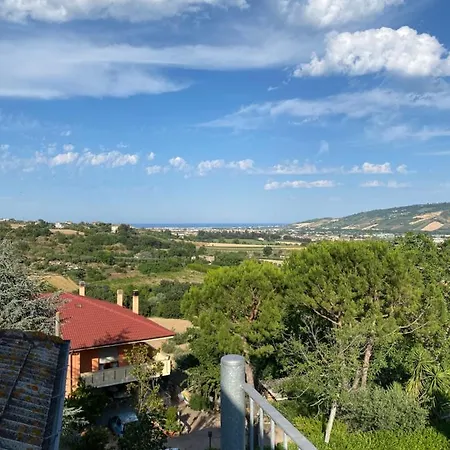 Podere Bellavista مونتيبراندون